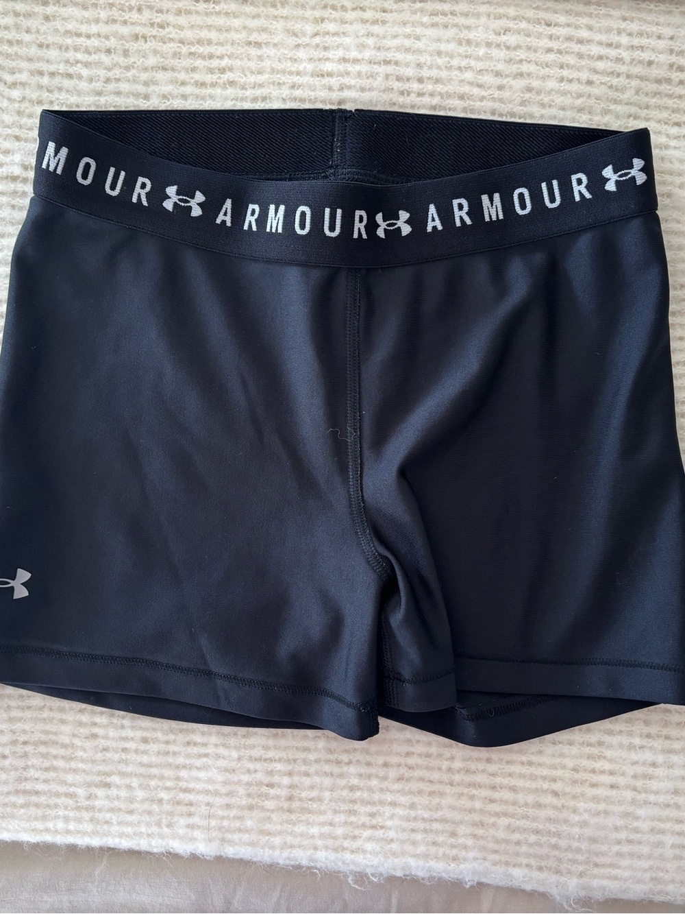 Under Armour Black Women's Athletic Compression Shorts with Logo Waistband